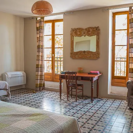Le Relais De Tamaroque 3*