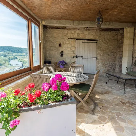 Le Relais De Tamaroque 3*